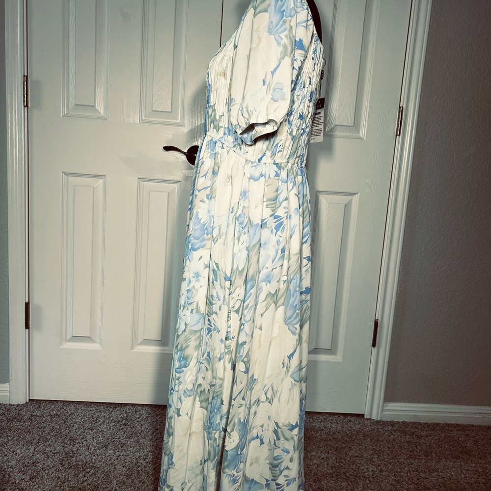 Light Blue & White Floral Maxi Dress. Size 2XL. NWTGS - Picture 2 of 5
